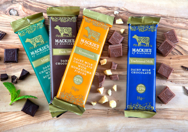 Mini Collection Gift Box of Chocolate (8 x 35g bars) - Image 2