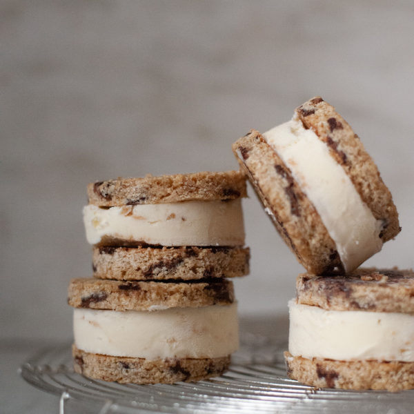 Oat & Chocolate Ice Cream Sandwiches made with Traditional ice cream. Originally posted on Instagram by @florashedden