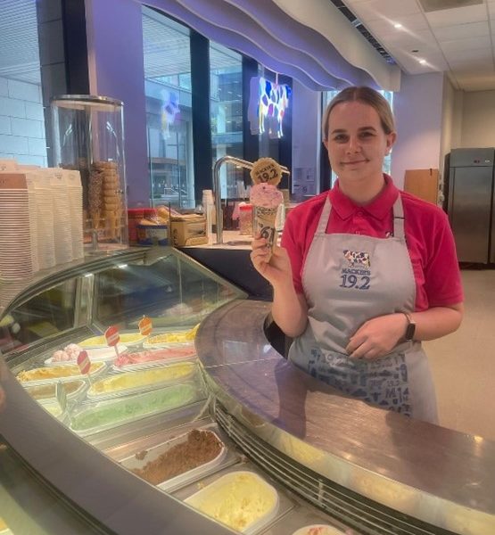 Well done to Shannon who has been promoted to supervisor in the parlour. 