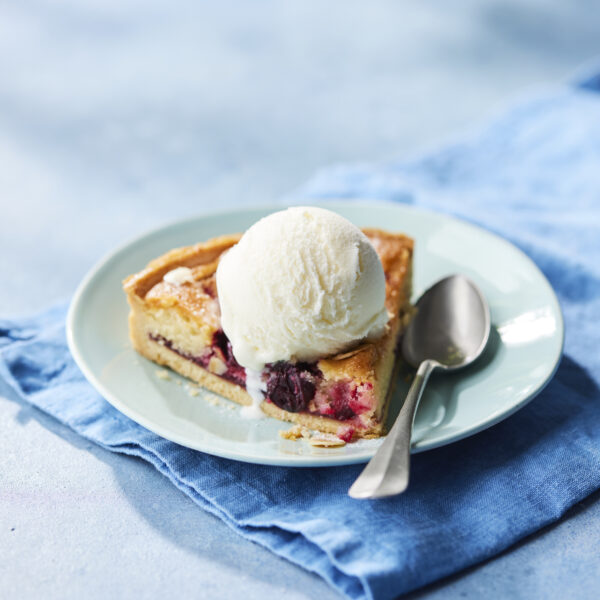 Frangipani Tart and Traditional ice cream 