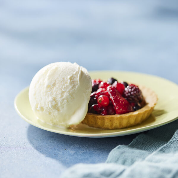 Summer Fruit Tart and Traditional ice cream